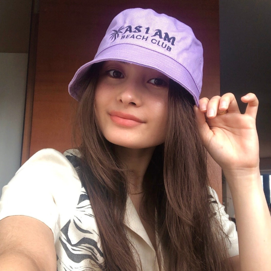 Beach Club Eimer Hut