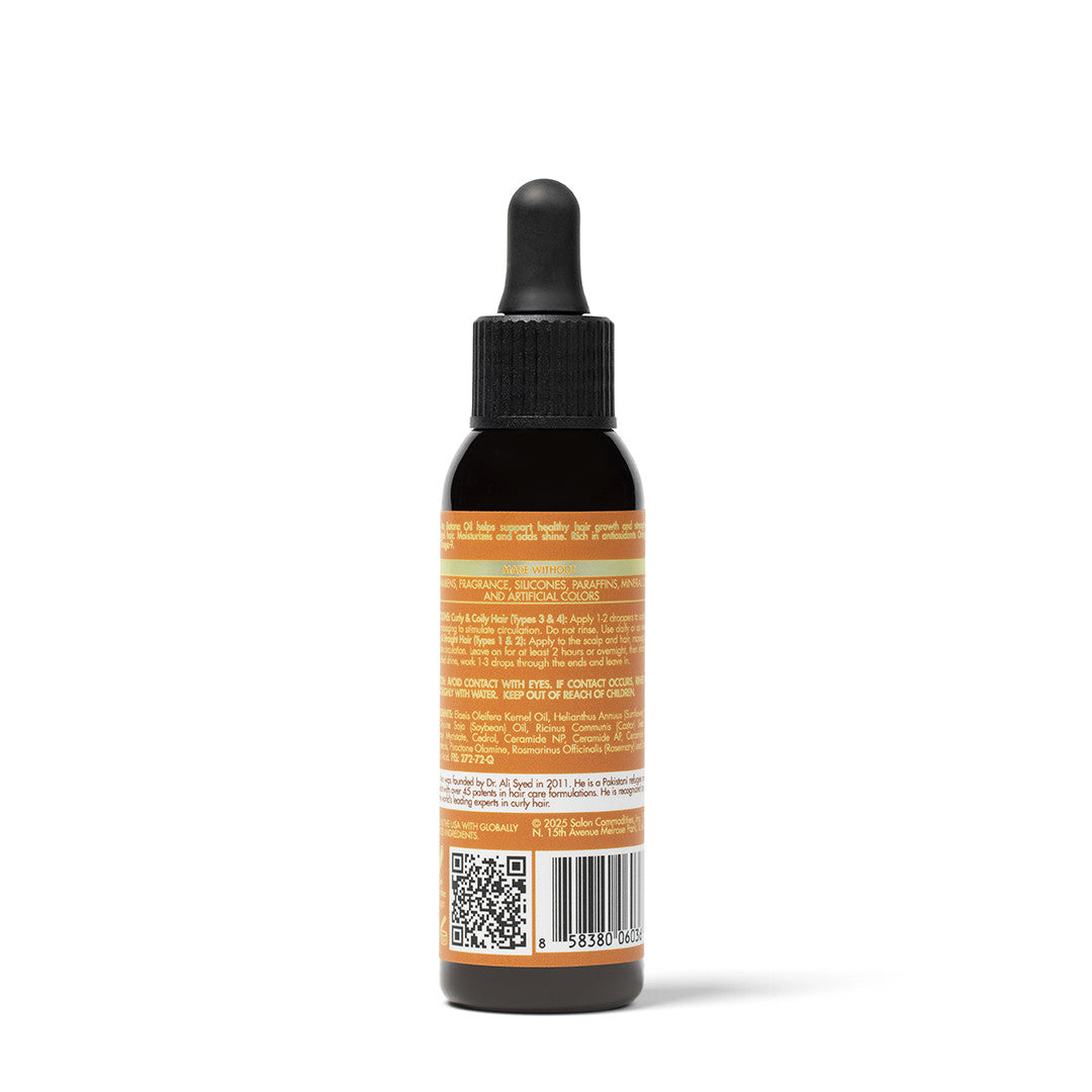 Flasche mit Tropfer und Etikett auf weißem Hintergrund