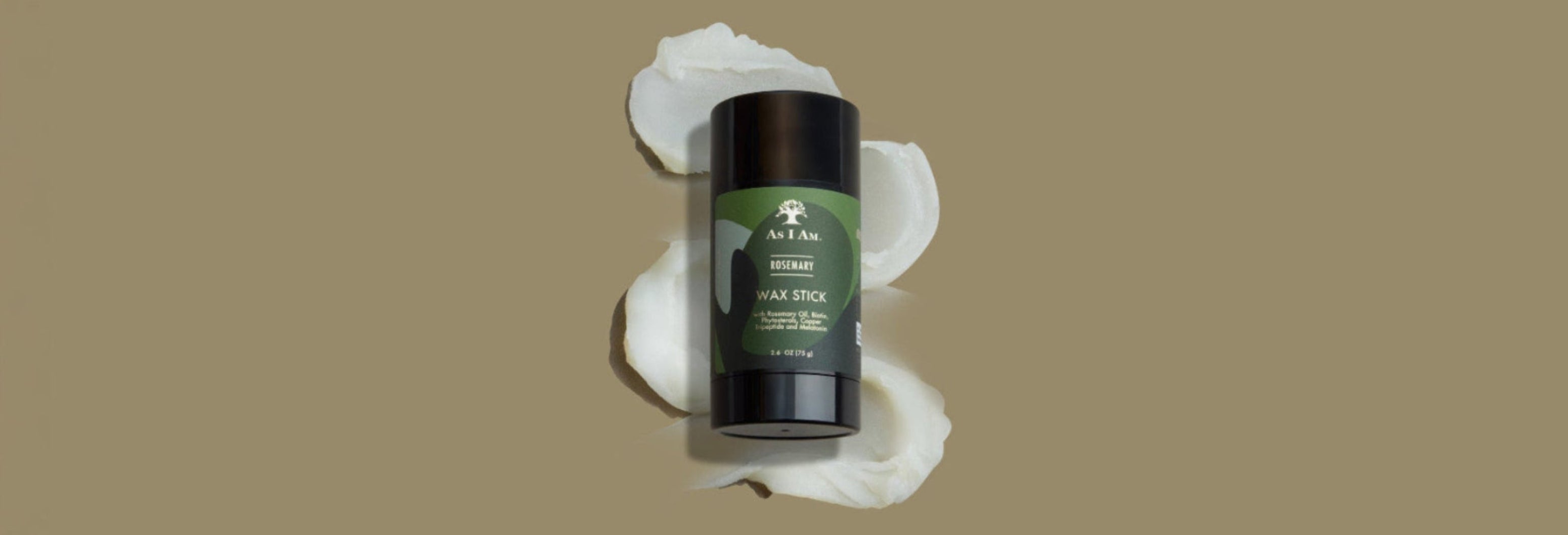 As I Am x Showy Rosemary Bond Wax Stick - ein eleganter, mit Rosmarin versetzter Styling-Stick, der Kanten glättet, Haarsträhnen bändigt und lang anhaltenden Halt mit einem pflegenden Finish bietet.