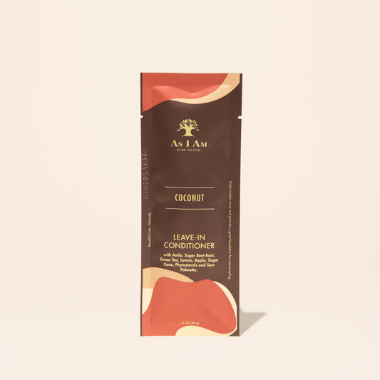 AS I AM Leave-In Conditioner im 1 oz-Beutel mit einer leichten, cremigen Textur, die die Schuppenschicht glättet, Feuchtigkeit spendet, das Entwirren erleichtert und strukturiertes Haar auf das Styling vorbereitet, während sie Glanz und Handhabbarkeit fördert.